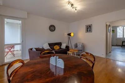 Coin salon dans l'établissement Chez André