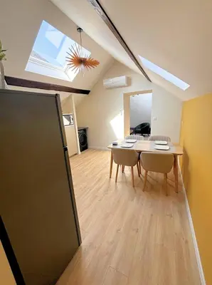 Plan de l'établissement Grand duplex haut de gamme, 4pers, hyper centre, climatisation, stationnements à 10m , très calme