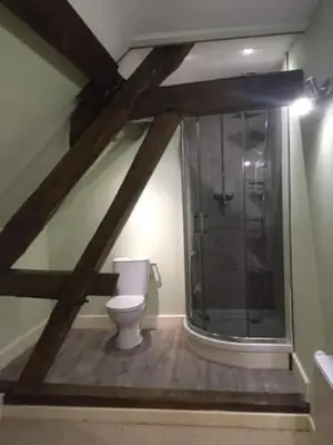 Salle de bains dans l'établissement Logement Montret