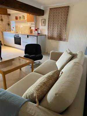 Cuisine ou kitchenette dans l'établissement Cottage en vignoble