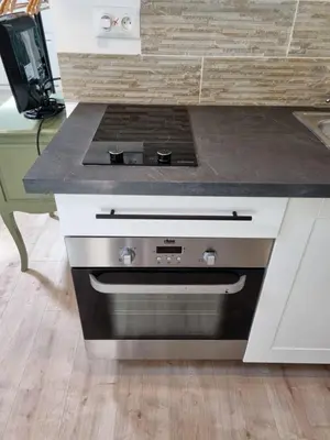 Cuisine ou kitchenette dans l'établissement Le Studio du Docteur Privey - Free & secure Park Bike -3mn Autoroute