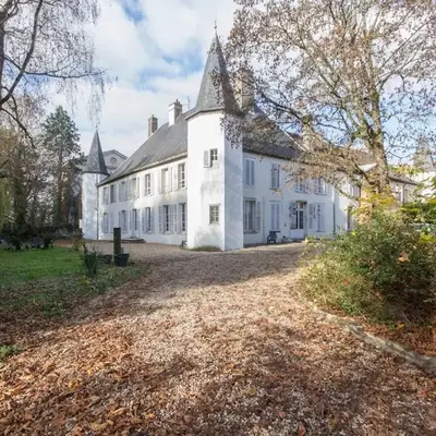 Château de Seurre No Boring People