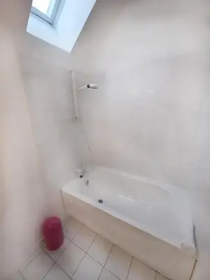 Salle de bains dans l'établissement Legrand - 90m2, 6 Prs, 3 Ch, Proche Gare