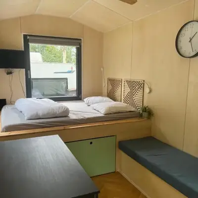 Tiny house
