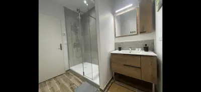 Plan de l'établissement Appartement neuf chic urbain