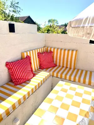 Coin salon dans l'établissement Maison POP à la campagne