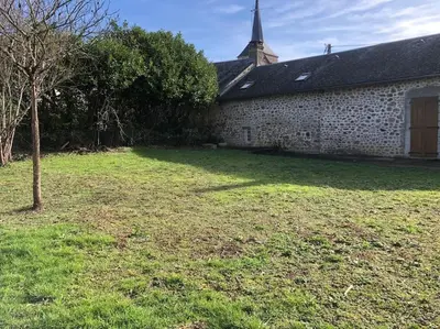 Jardin de l'établissement gîte des marguerites