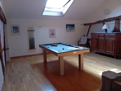 Billard dans l'établissement Gîte de champvent Nalaque