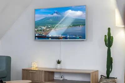 Télévision ou salle de divertissement dans l'établissement Le Beau Marchais - Proche centre & Spacieux