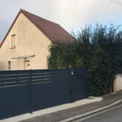 La Petite Maison