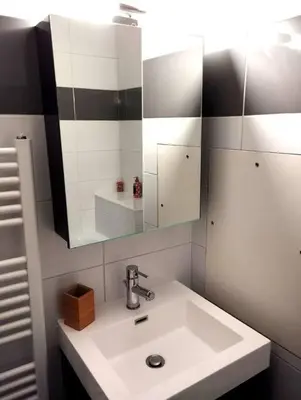 Salle de bains dans l'établissement Idéalement situé pour tous III