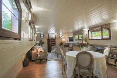 Plan de l'établissement Maïtena Péniche Hôtel de charme Dole-Choisey