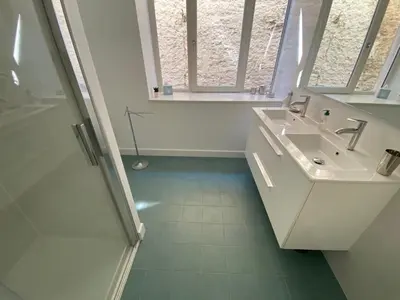 Salle de bains dans l'établissement Aureahome
