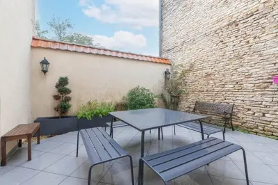 Terrasse ou espace extérieur de l'établissement Cabana & La Chapelle - Proche Cluny et Tournus
