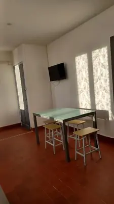 Tennis de table au sein de l'établissement Bel Appartement Fonctionnel,2 grandes chambres separer plus un bz,WI FI,Clim ou à proximité