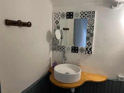 Salle de bains dans l'établissement Chambre 2
