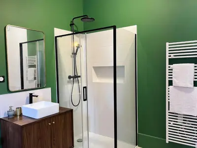 Salle de bains dans l'établissement Le Séquoia