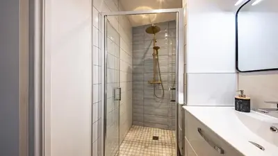 Salle de bains dans l'établissement Le loft sur rivière