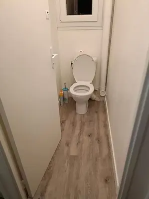 Salle de bains dans l'établissement Appartement 3 chambres - Drapeau