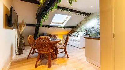 Coin salon dans l'établissement Cocon à Bali - Voyage à Dijon