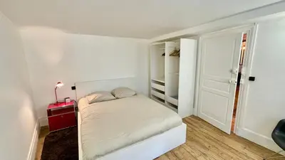 Plan de l'établissement Nid des antiquaires hypercentre Dijon