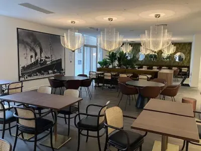 Coin salon dans l'établissement Montana Dijon