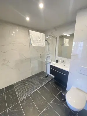 Salle de bains dans l'établissement Montana Dijon