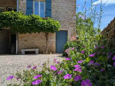 Jardin de l'établissement Chez Max et Juliette - Charmante maison familiale en bordure de forêt
