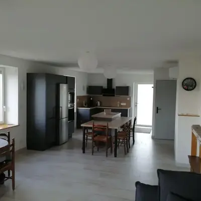 Meublé Climatisé 75 M2