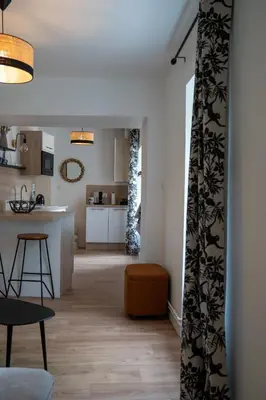 Coin salon dans l'établissement Dijon hypercentre - Loge Comédie