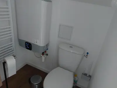Salle de bains dans l'établissement Sous les toits - Wi-Fi - TV