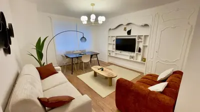 Télévision ou salle de divertissement dans l'établissement Le Richebourg - Place Wilson, Centre Ville
