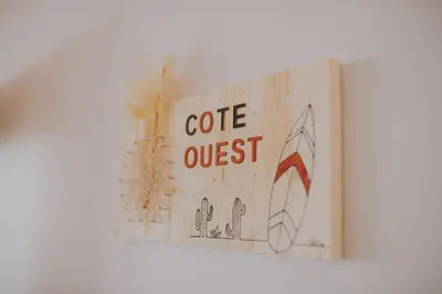 Plan de l'établissement Le Côte Ouest - 2 Bedroom Apartment with Garage
