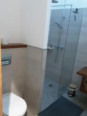 Salle de bains dans l'établissement Les plaines