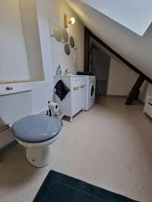 Coin salon dans l'établissement Appartement atypique au cœur de Gray