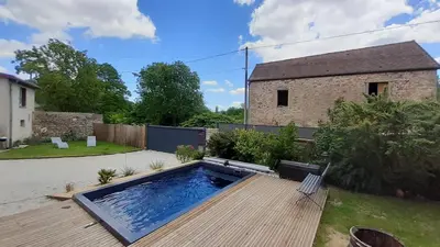 Piscine de l'établissement Charm'en Maranges ou située à proximité