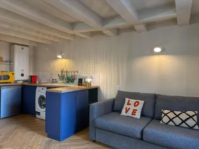 Cuisine ou kitchenette dans l'établissement Le Studio Madeleine