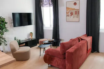 Télévision ou salle de divertissement dans l'établissement Dijon Hypercentre - Loge Des Ducs