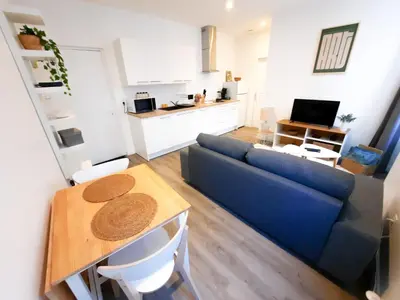 Cuisine ou kitchenette dans l'établissement Le Foch - Apt 4 Personnes, 1 ch, Proche Gare