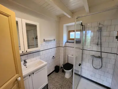 Salle de bains dans l'établissement La Ruisselle