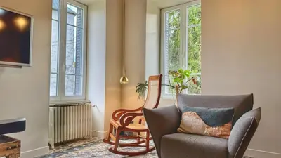 Télévision ou salle de divertissement dans l'établissement La Casa Do - Havre de Paix au Bord de L'eau
