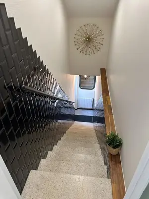 Plan de l'établissement Maison calme avec terrasse-garage centre ville D