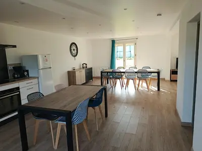 Cuisine ou kitchenette dans l'établissement Maison de campagne