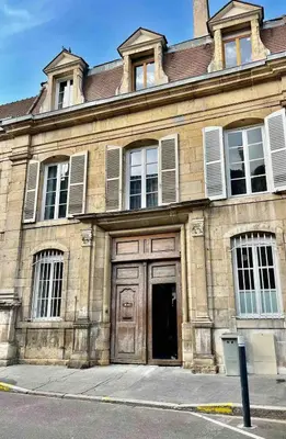 Plan de l'établissement La Chouette Blanche, hypercentre