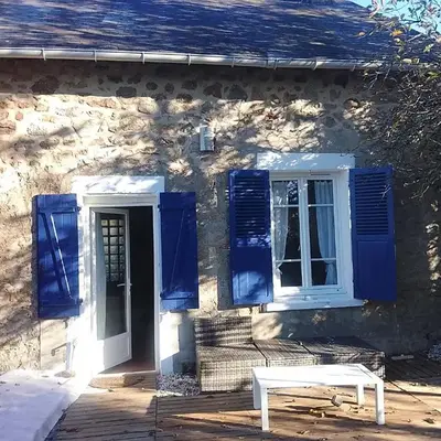 La maison Bleue Nature et Balnéo en Bourgogne