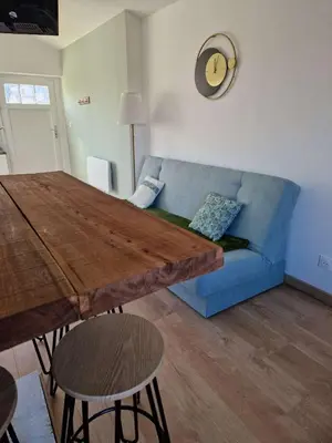 Coin salon dans l'établissement Maisonnette indépendante