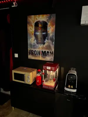 Plateau bouilloire dans l'établissement Cinema room 3 min de Beaune