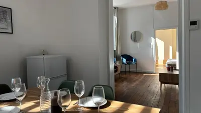 Coin salon dans l'établissement Le chat perché