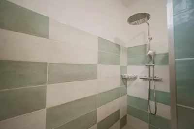 Salle de bains dans l'établissement Gîtes Fixey 1 et 2