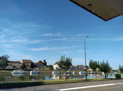 Vue sur la rivière ou le fleuve situé(e) à proximité de l'appartement